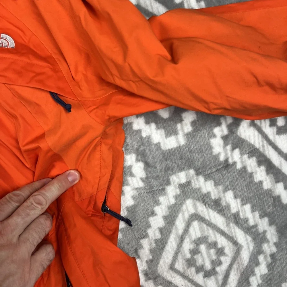 The North Face HyVent Womens XS Orange Hooded Windbreaker Rain Jacket Full Zip - Picture 10 of 16